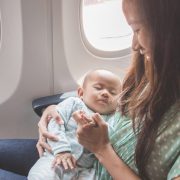 سفر-نوزاد-هواپیما