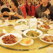 مردم چین-غذای چینی-چینی ها چه غذا هایی میخورند؟