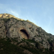 غار اسپبهد خورشید