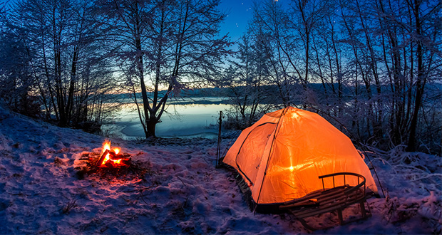 کمپ زمستانی
