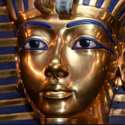فرعون طلایی
